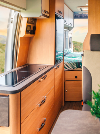 Materiale reparații și conversii